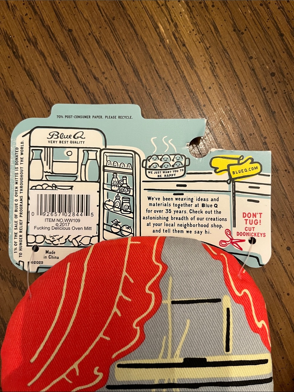 Blue Q "This is F***ing Delicious"‎ Retro Diner Oven Mitt, new - Picture 8 of 8